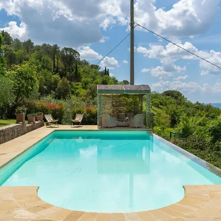 Hébergement de vacances La Felcaia By Interhome